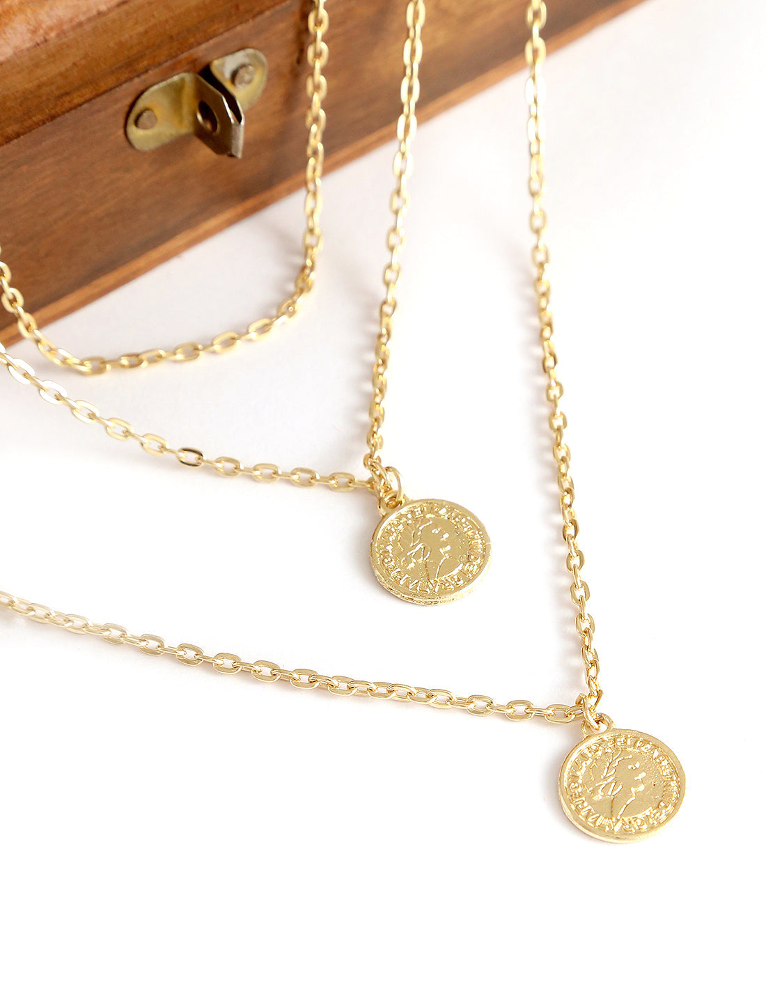 Gold-Polished Alloy Queen Coin Double Layer Necklace - The Pari | Grocsy