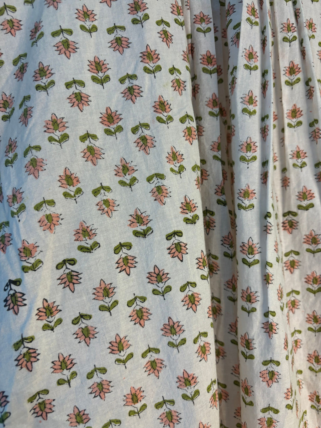 trueBrowns Print Short Kurta | Grocsy