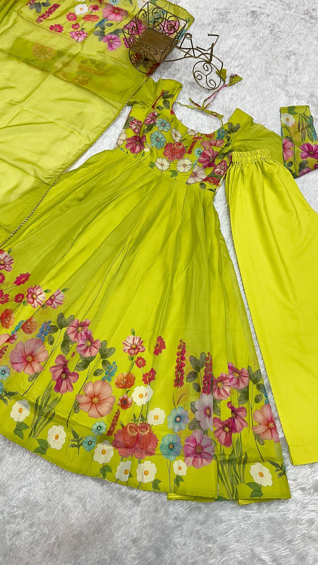 Lorenvalley Fashion Parrot Soft Organza Silk With Floral Print Fully Flared Anarkali Pant With Dupatta Set - Green | Grocsy