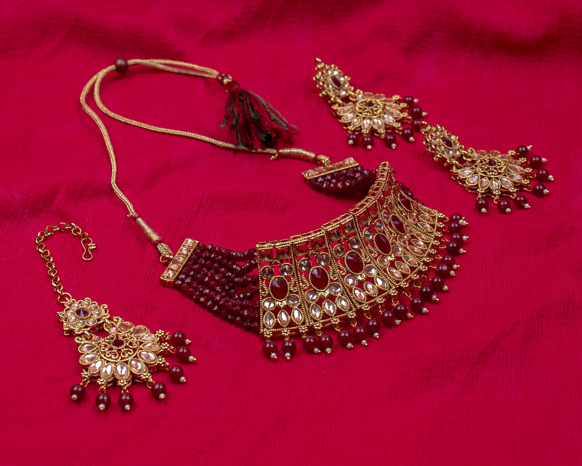Gold-Polished Alloy Crystal & Alloy Designer Choker Necklace - The Pari | Grocsy