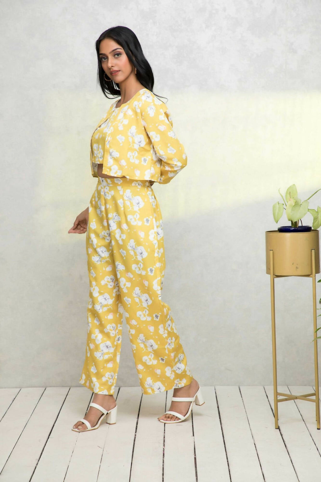 Myshka Women Yellow Printed Pastels Co-Ords | Grocsy