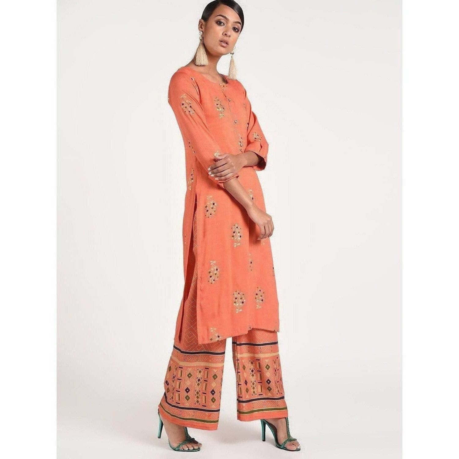 Cheera Women's Beautiful Gold Print And Highlights With Sequence Straight Kurta (CH078K) | Grocsy