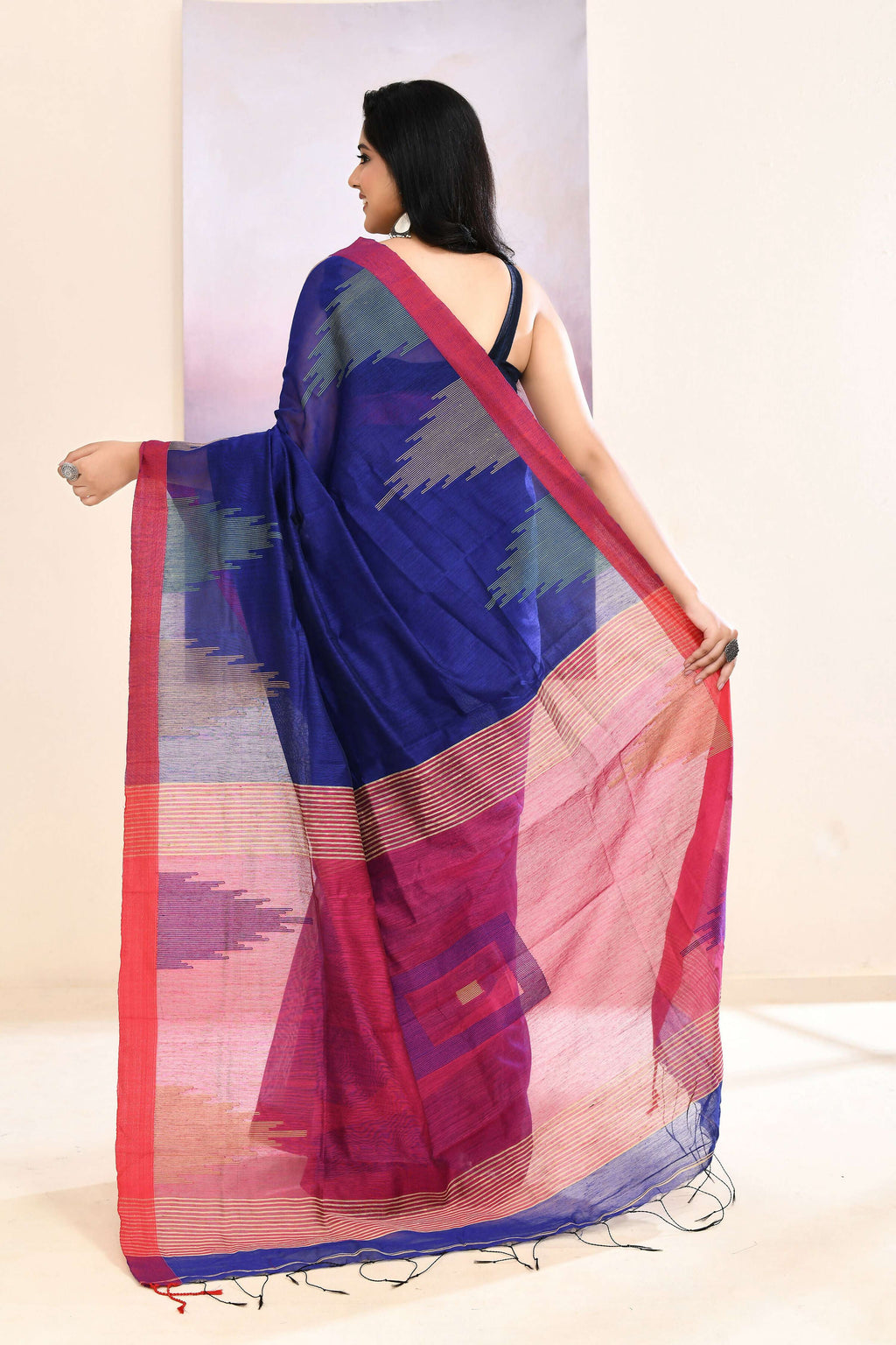 Piyari Fashion Women's Blue Temple Border Embellished Cotton Blend Jamdani Saree | Grocsy