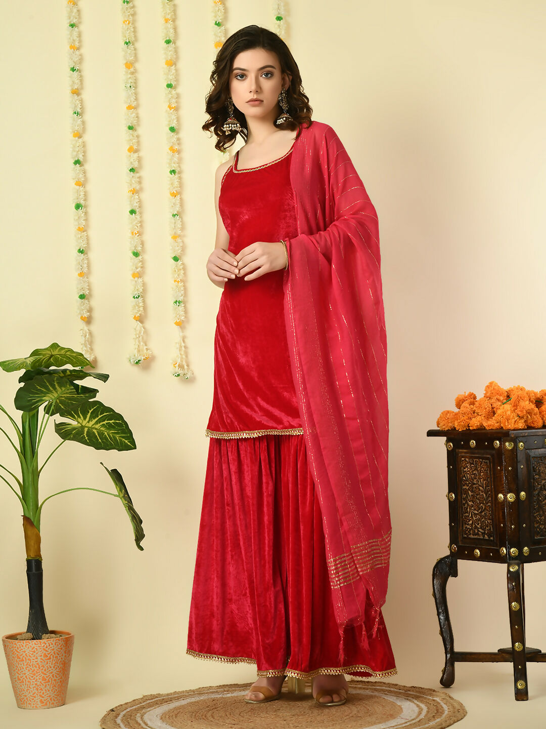 Myshka Women's Pink Velvet Kurti & Sharara With Dupatta Party Sets | Grocsy