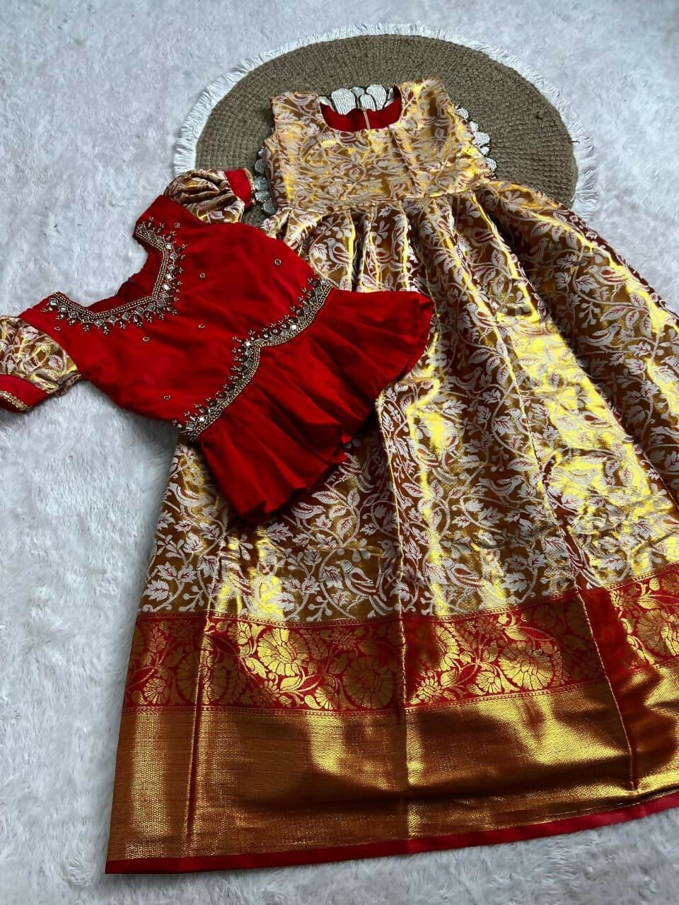Teeya Creation New Trendy Lehenga Choli Set For Girls-Red | Grocsy