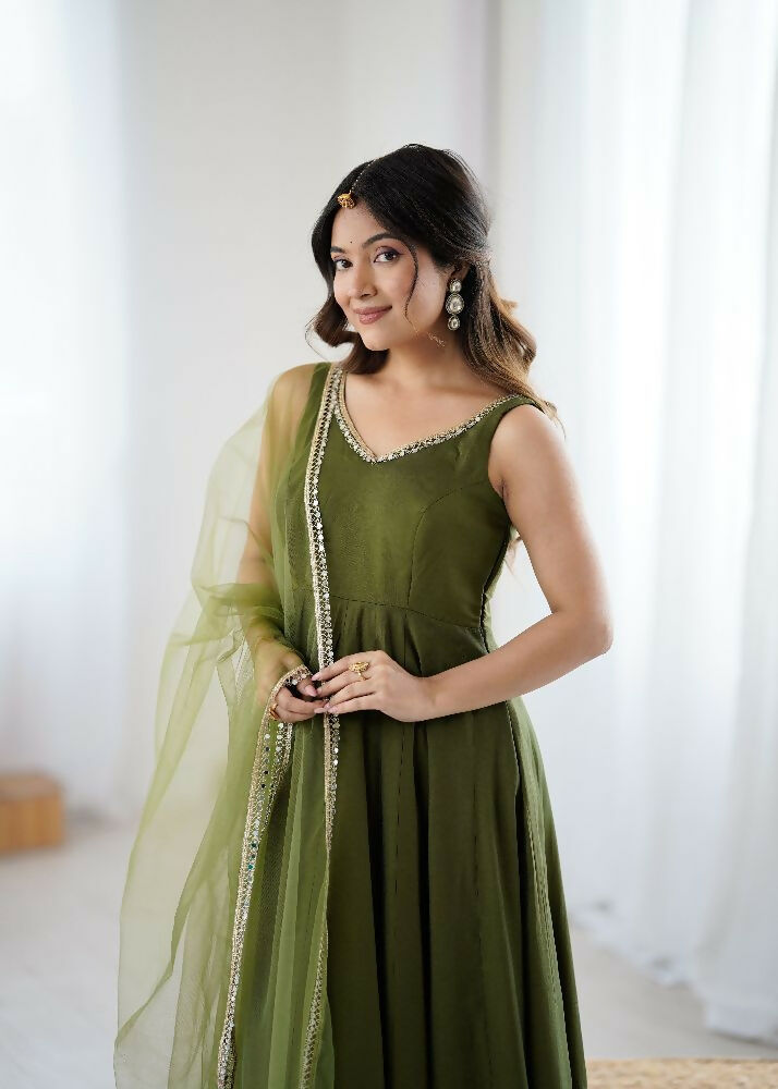 Joban Fashion Mehndi Kurta Set Chanderi Sequence Embroidery Work | Grocsy