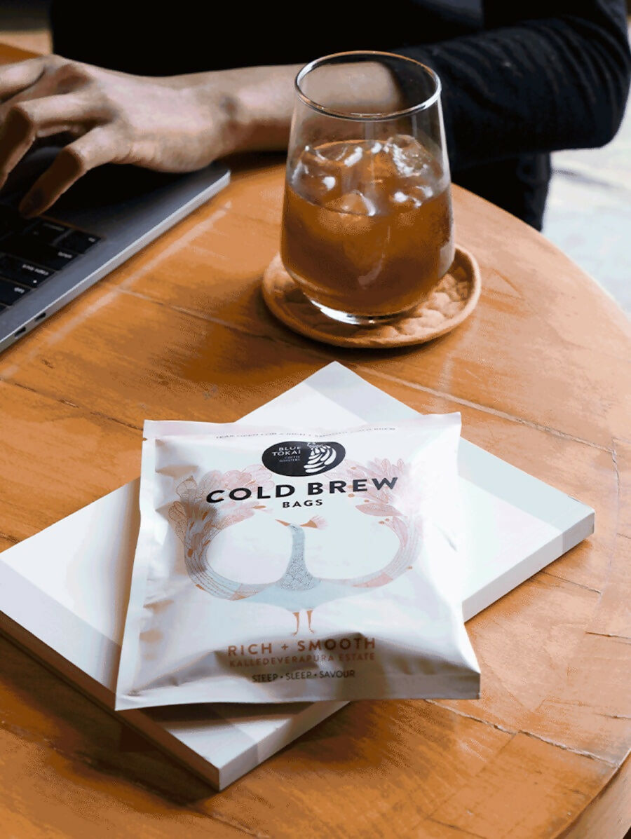 Blue Tokai Cold Brew Bags - Kalledeverapura Estate | Grocsy