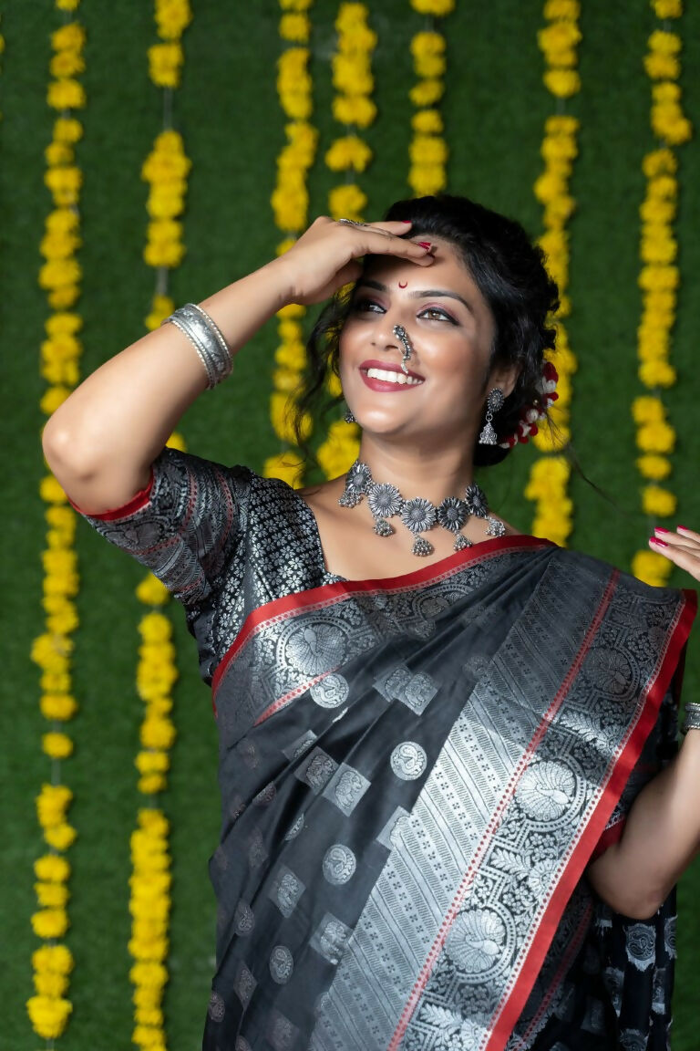 Jyoti Fashion Women's Black Soft Handloom Silk Zari Woven Saree with Blouse | Grocsy