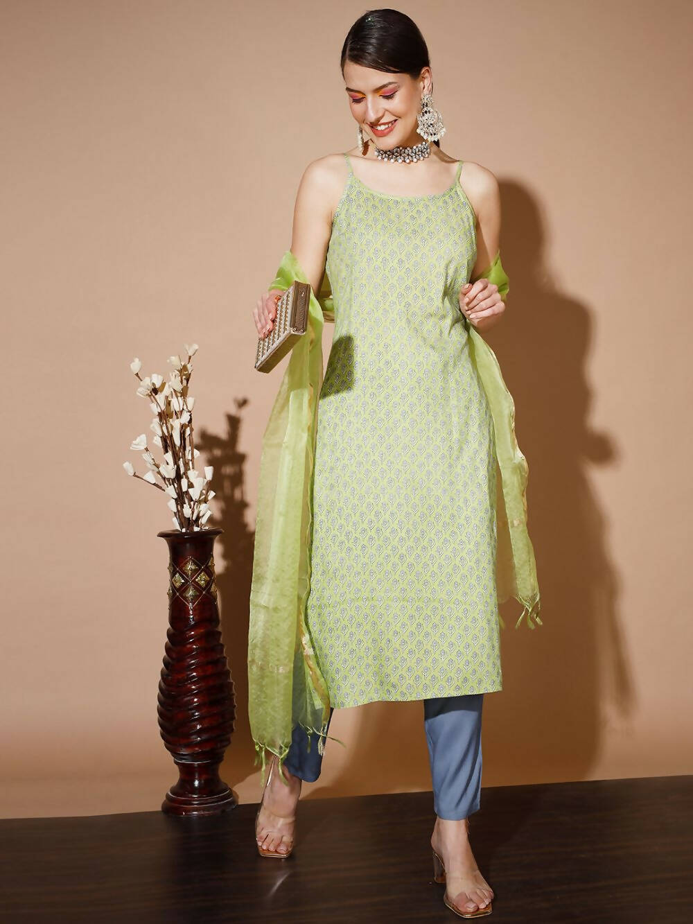 Myshka Women Green Printed Kurta & Trousers With Dupatta | Grocsy