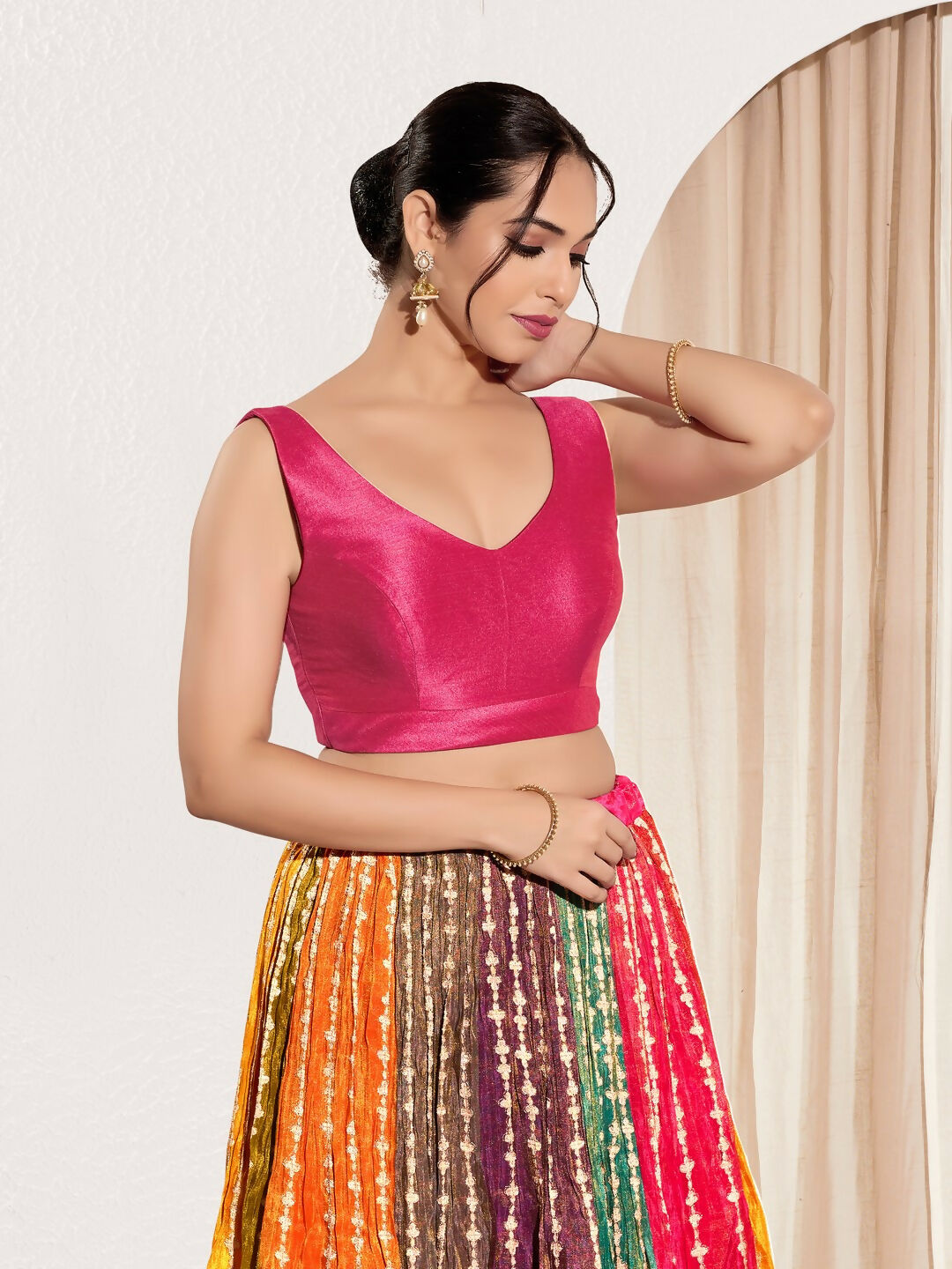 Joban Fashion Pink Mulberry Silk Padded Blouse With Round Neck Sleeveless | Grocsy