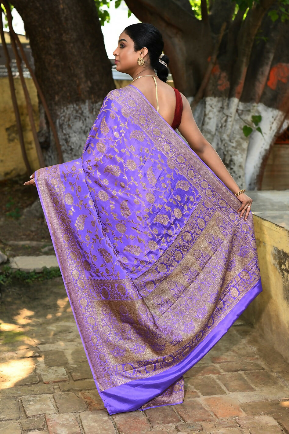 Joban Fashion Dark Lilac Crepe Chiffon Pure Handloom Banarasi Silk Saree | Grocsy