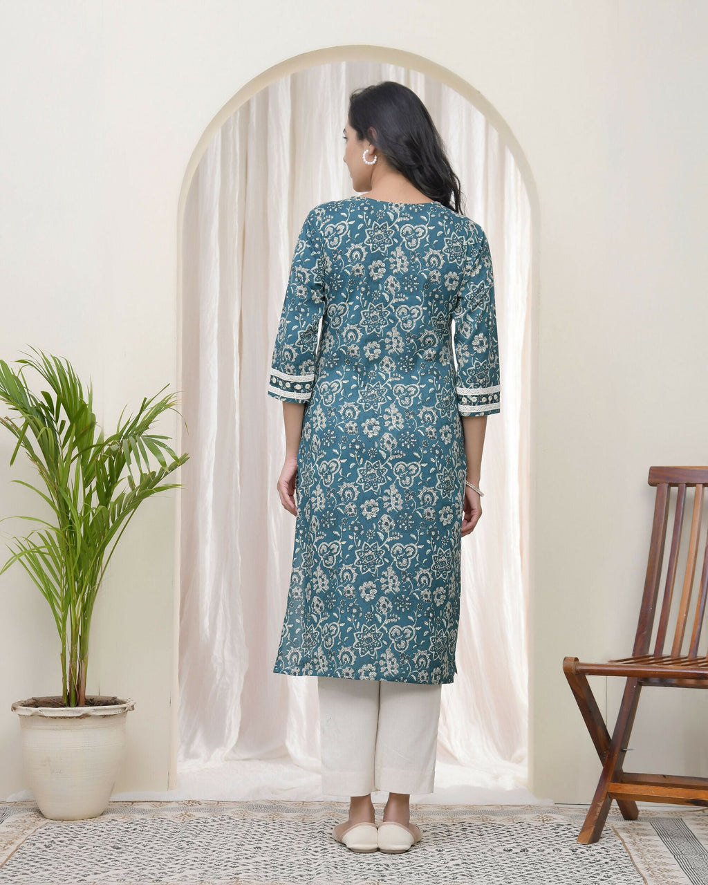 Vaasva Women Ferozi Cotton Printed Straight Kurti With Pant | Grocsy