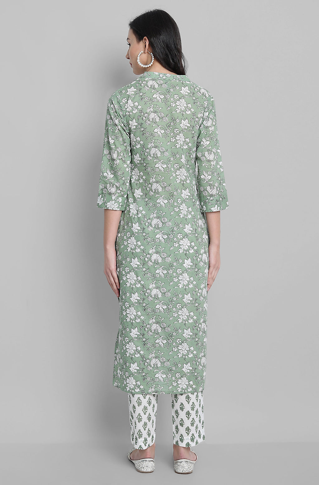 Janasya Women's Light Green Cotton Floral Print Kurta With Pant And Dupatta | Grocsy