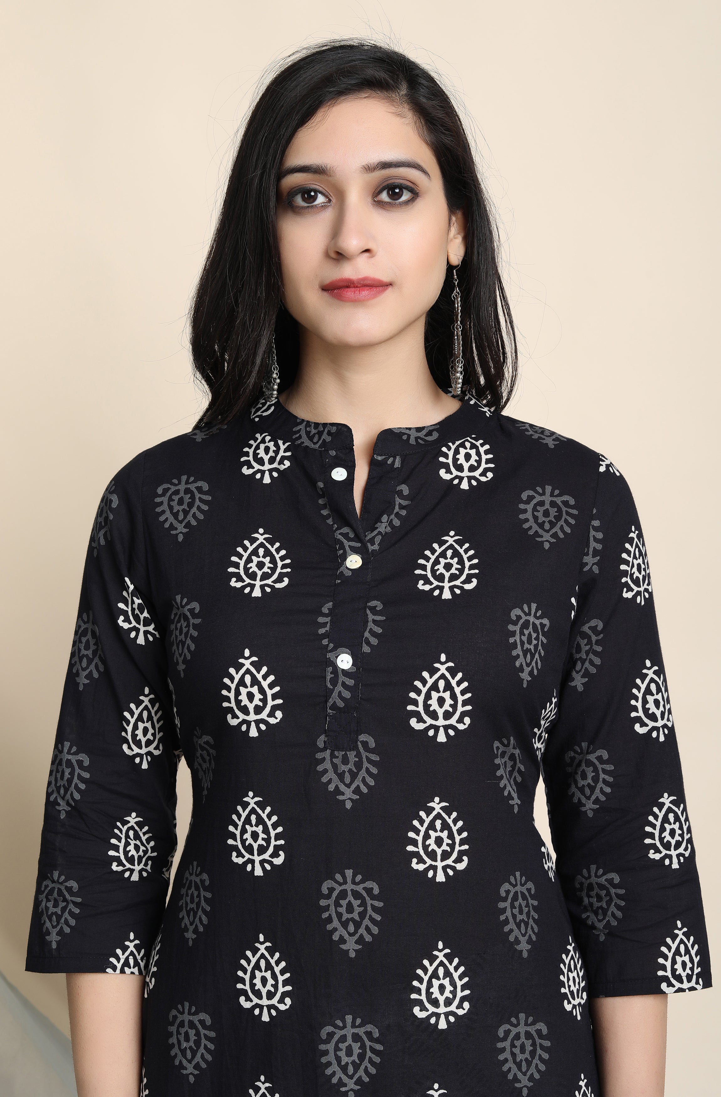 Janasya Women's Black Cotton Block Print Kurta With Palazzo And Dupatta | Grocsy