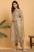 Janasya Women's Light Brown Poly Chanderi Floral Print Kurta With Pant And Dupatta | Grocsy