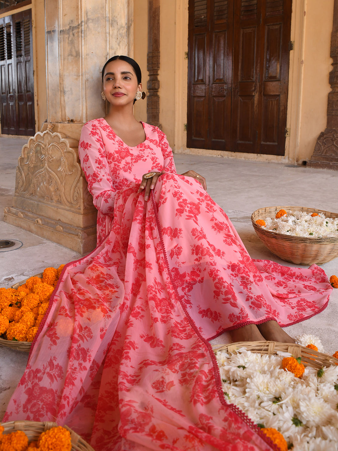 Janasya Women's Peach Georgette Floral Print Kurta With Flared Palazzo And Dupatta | Grocsy