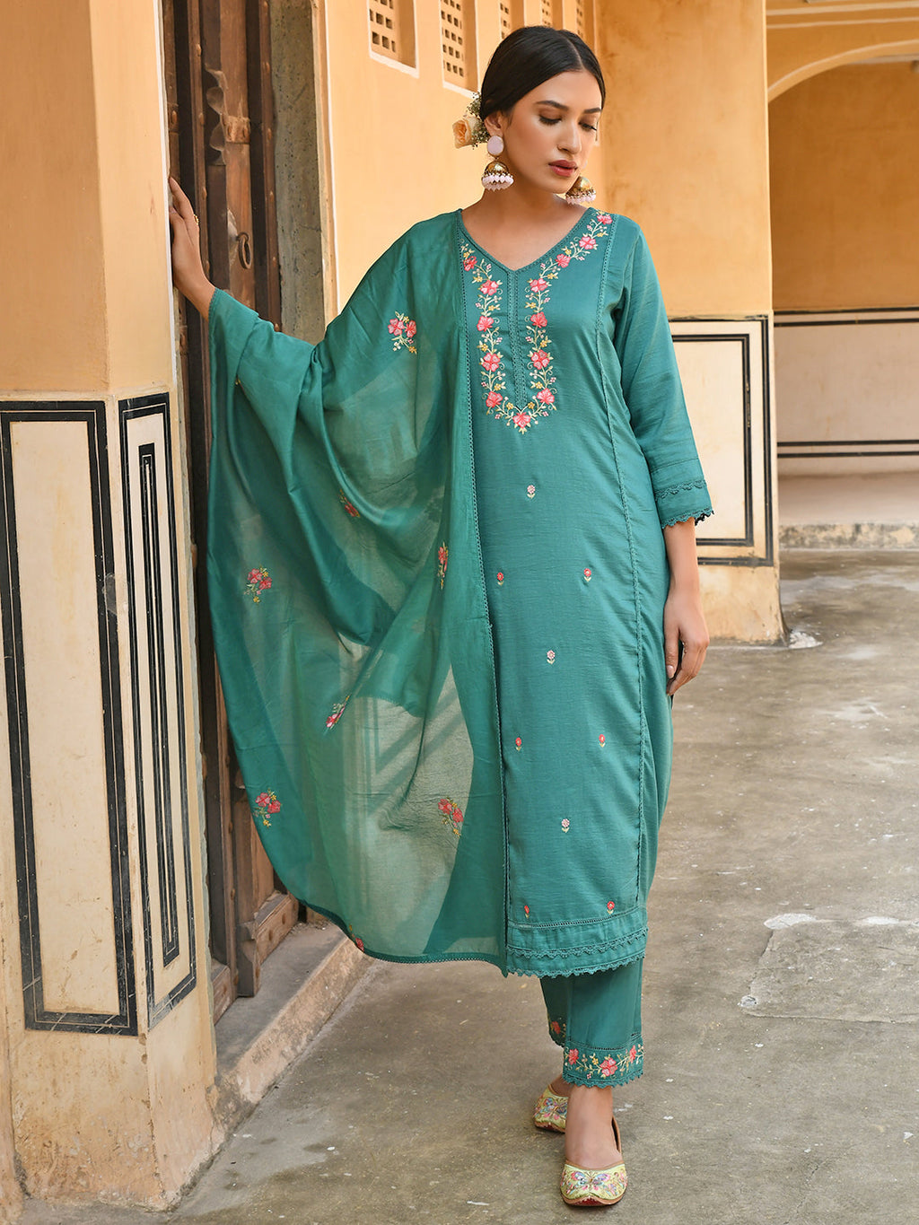 Janasya Women's Green Poly Silk Floral Embroidered Kurta With Pant And Dupatta | Grocsy