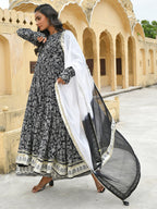 Janasya Women's Black Cotton Floral Print Kurta With Palazzo And Dupatta | Grocsy