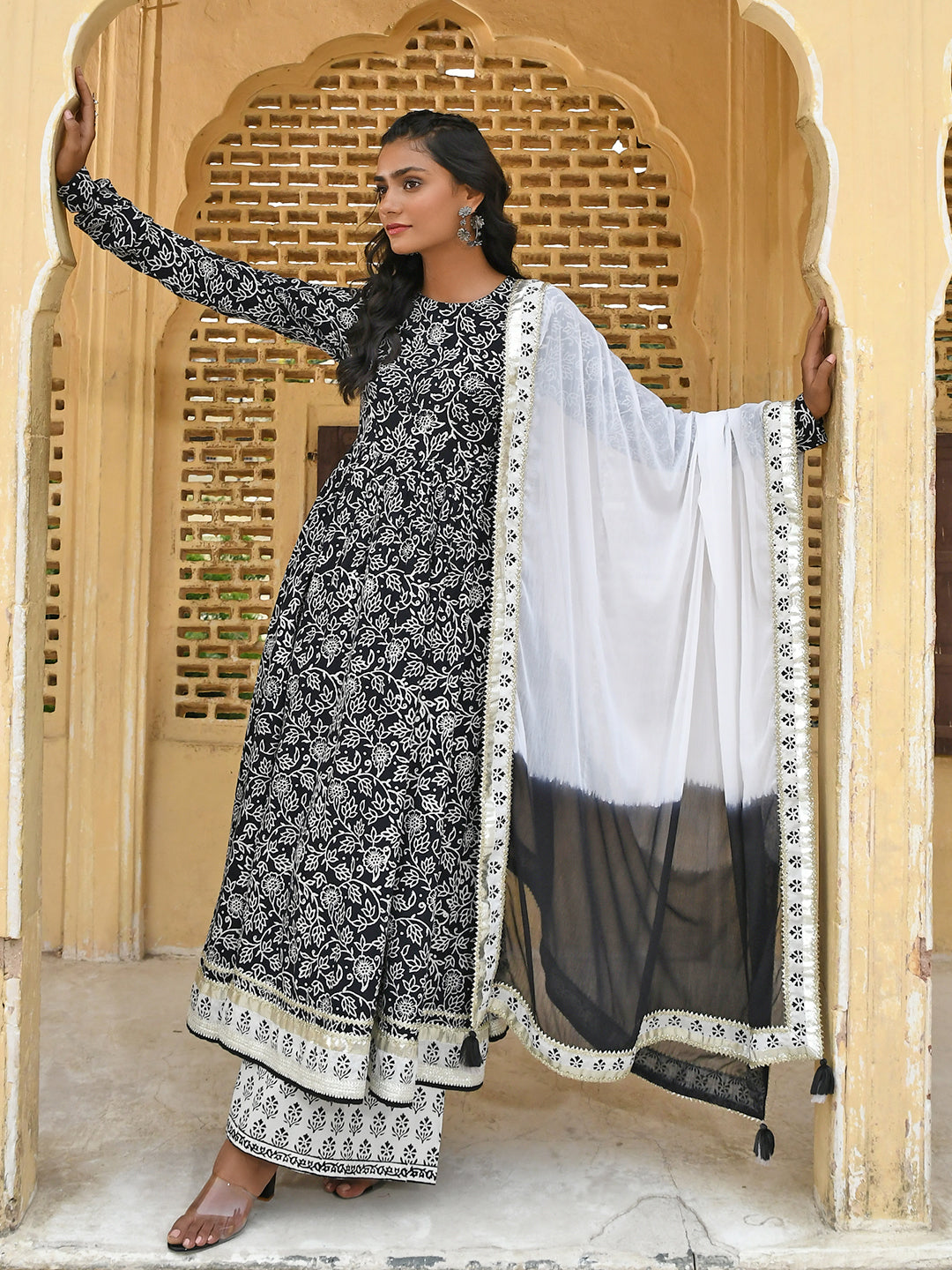 Janasya Women's Black Cotton Floral Print Kurta With Palazzo And Dupatta | Grocsy