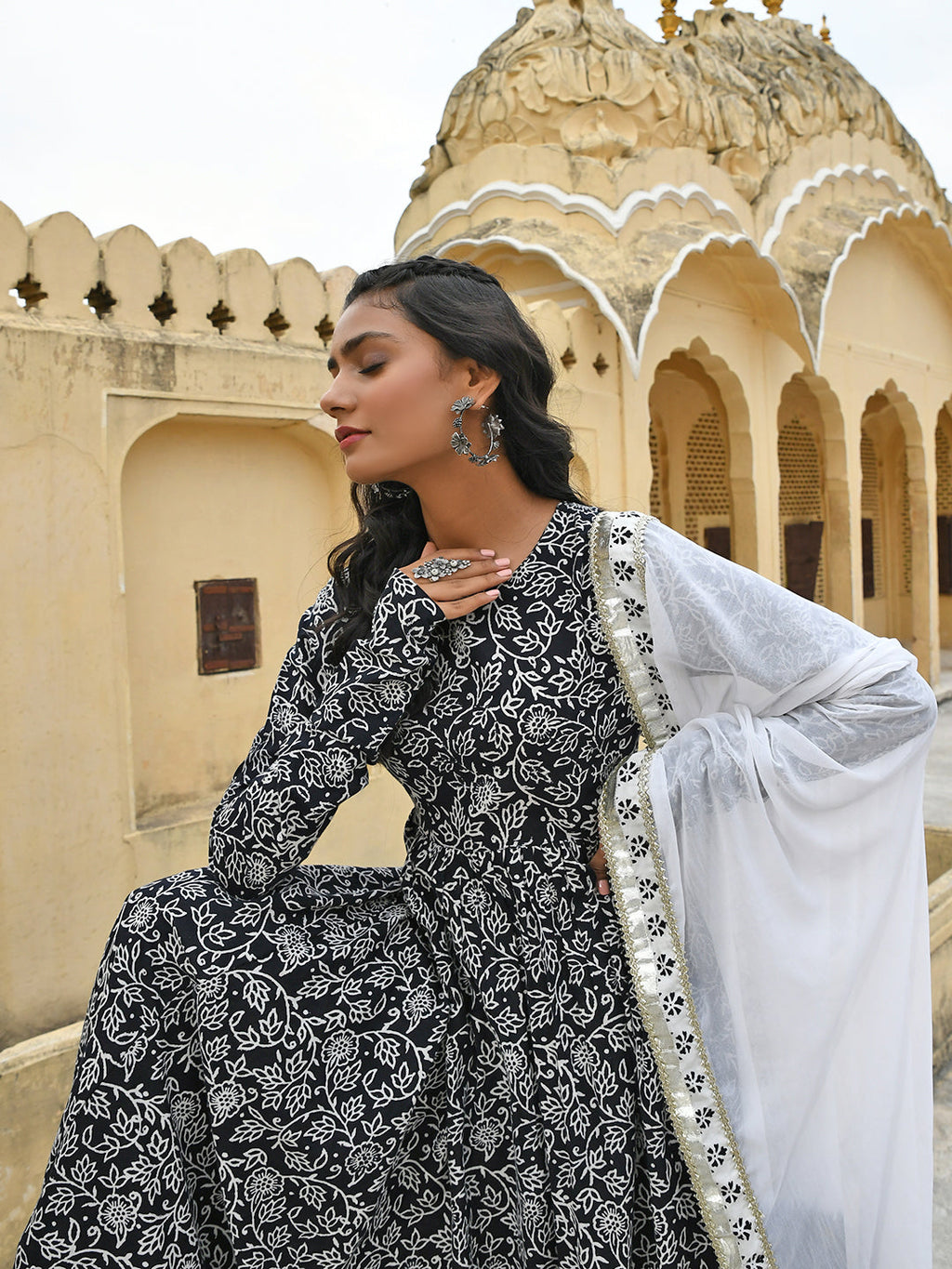 Janasya Women's Black Cotton Floral Print Kurta With Palazzo And Dupatta | Grocsy
