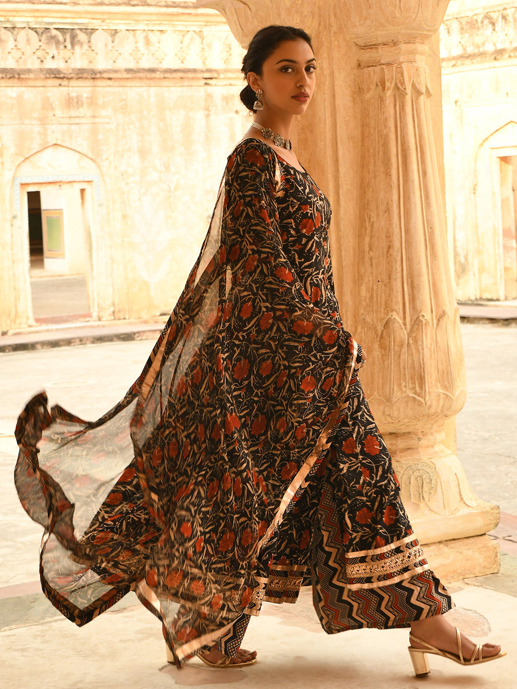 Janasya Women's Black Cotton Floral Block Print Kurta With Flared Palazzo And Dupatta | Grocsy