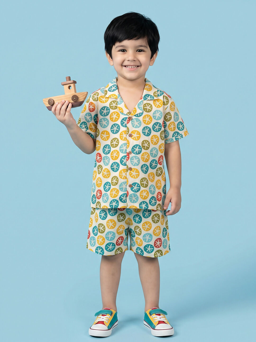 Breathables Woven Cotton Half Sleeves Colourful Star Fish Shirt & Shorts Multicolour | Grocsy
