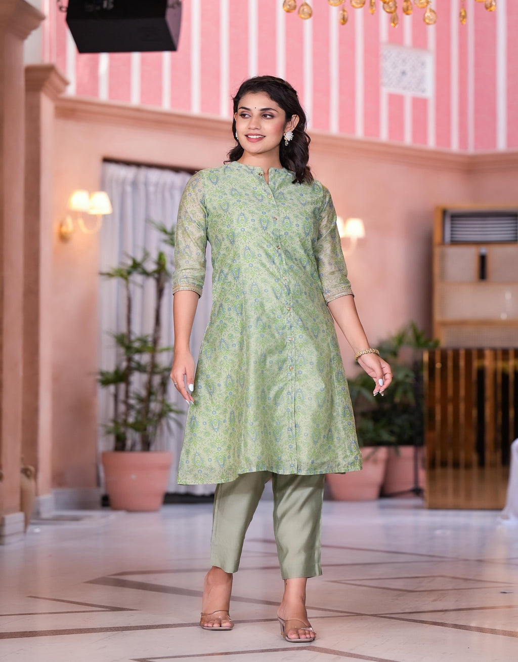 Juniper Women's Green Floral Printed Chanderi Kurta Set With Buttons & Sequins | Grocsy