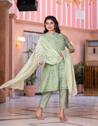 Juniper Women's Green Floral Printed Chanderi Kurta Set With Buttons & Sequins | Grocsy