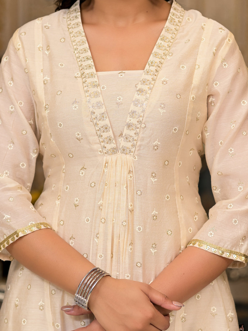 Juniper Ivory Floral Printed Chanderi Kurta With Mirror Work Embroidery | Grocsy