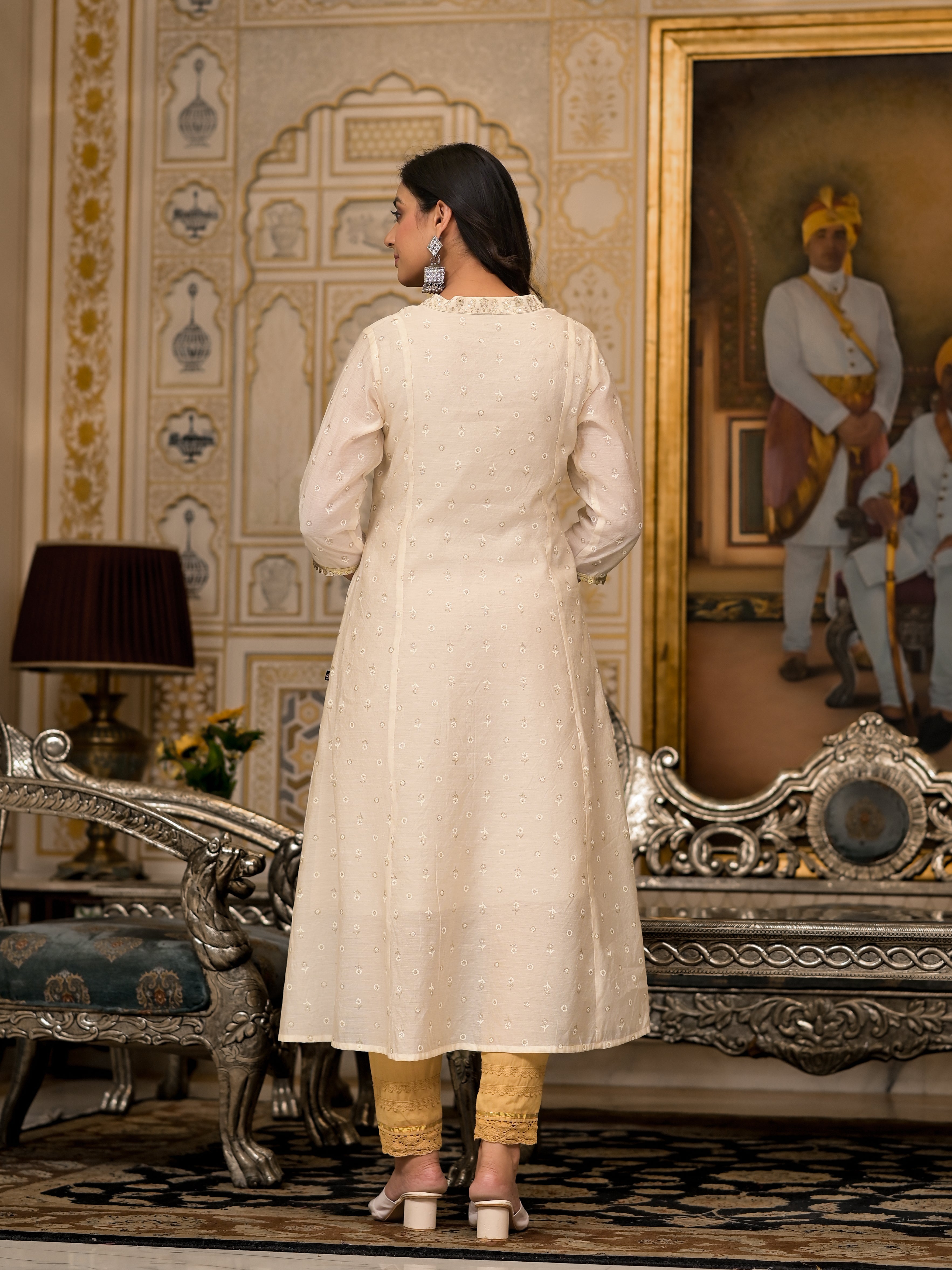 Juniper Ivory Floral Printed Chanderi Kurta With Mirror Work Embroidery | Grocsy