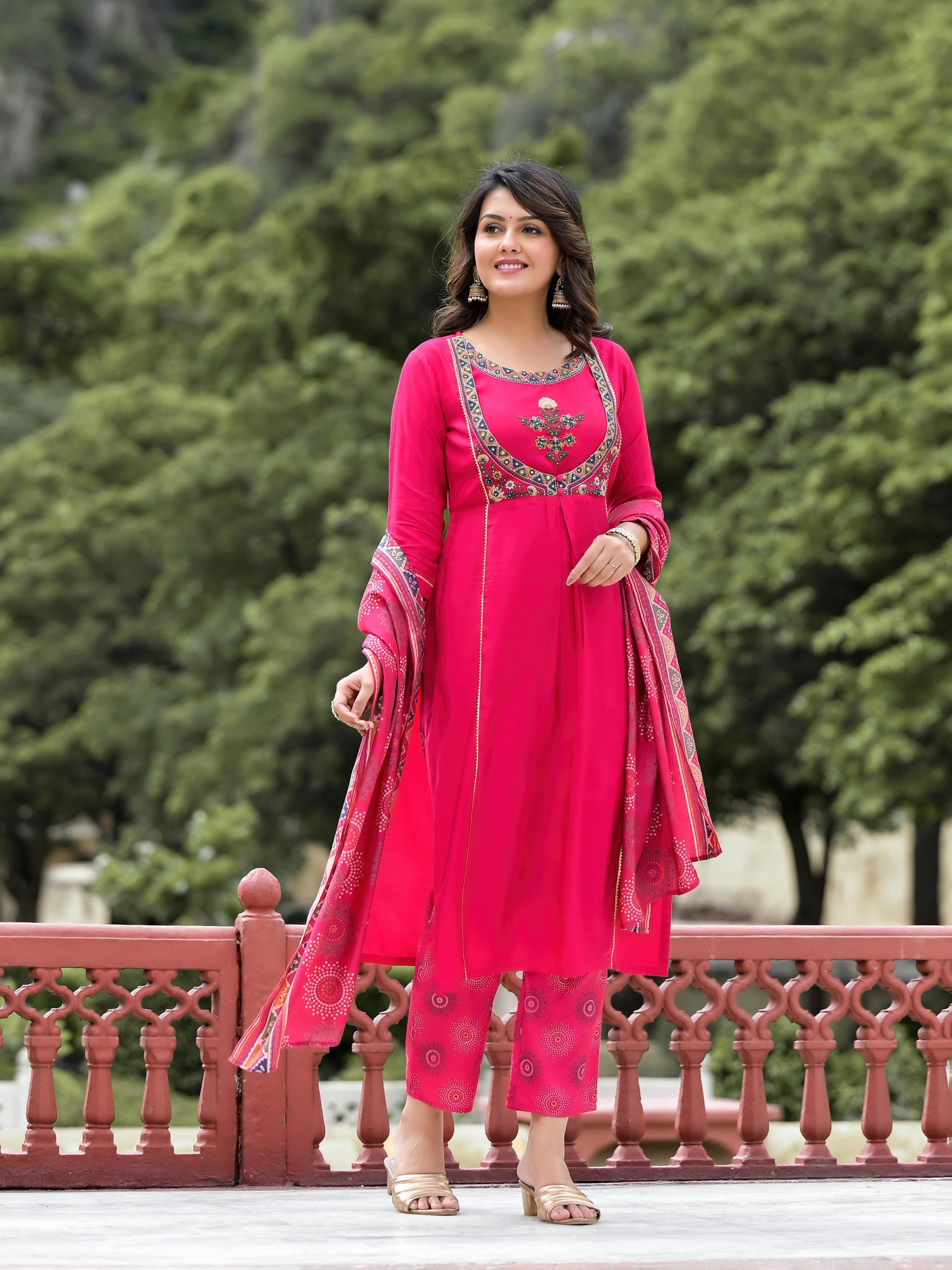 Juniper Women's Pink Viscose Rayon Solid Kurta Set | Grocsy