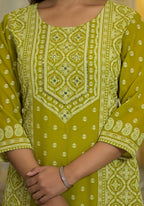Juniper Women's Green Georgette Embroidered Kurta Set | Grocsy