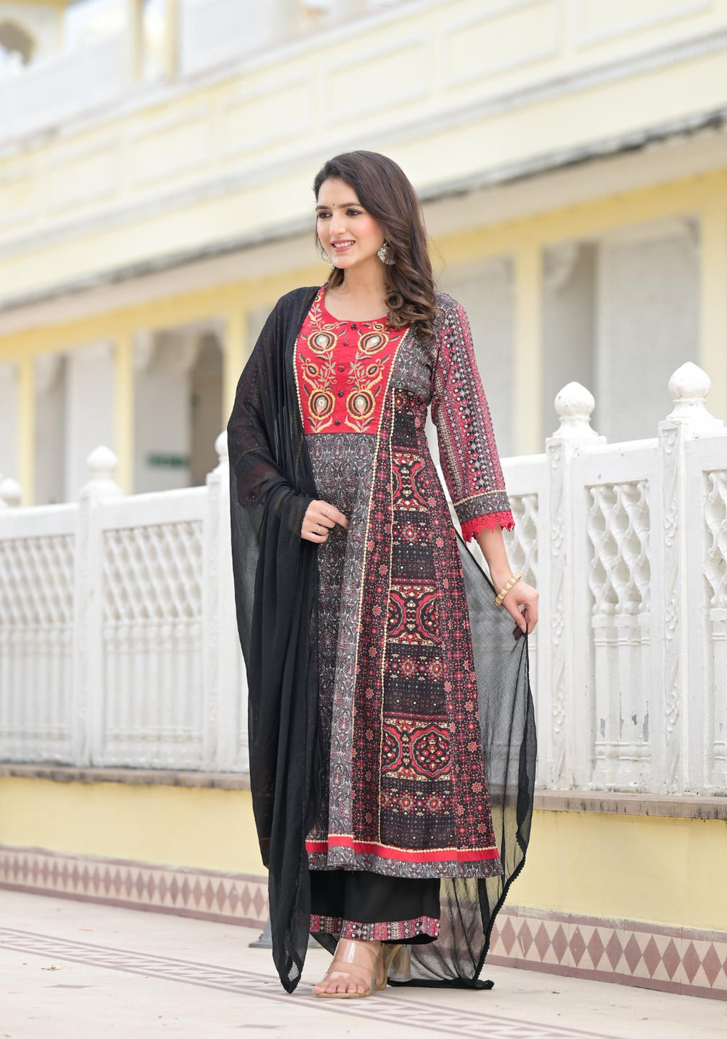 Juniper Women's Black Silk Blend Printed Kurta Set | Grocsy