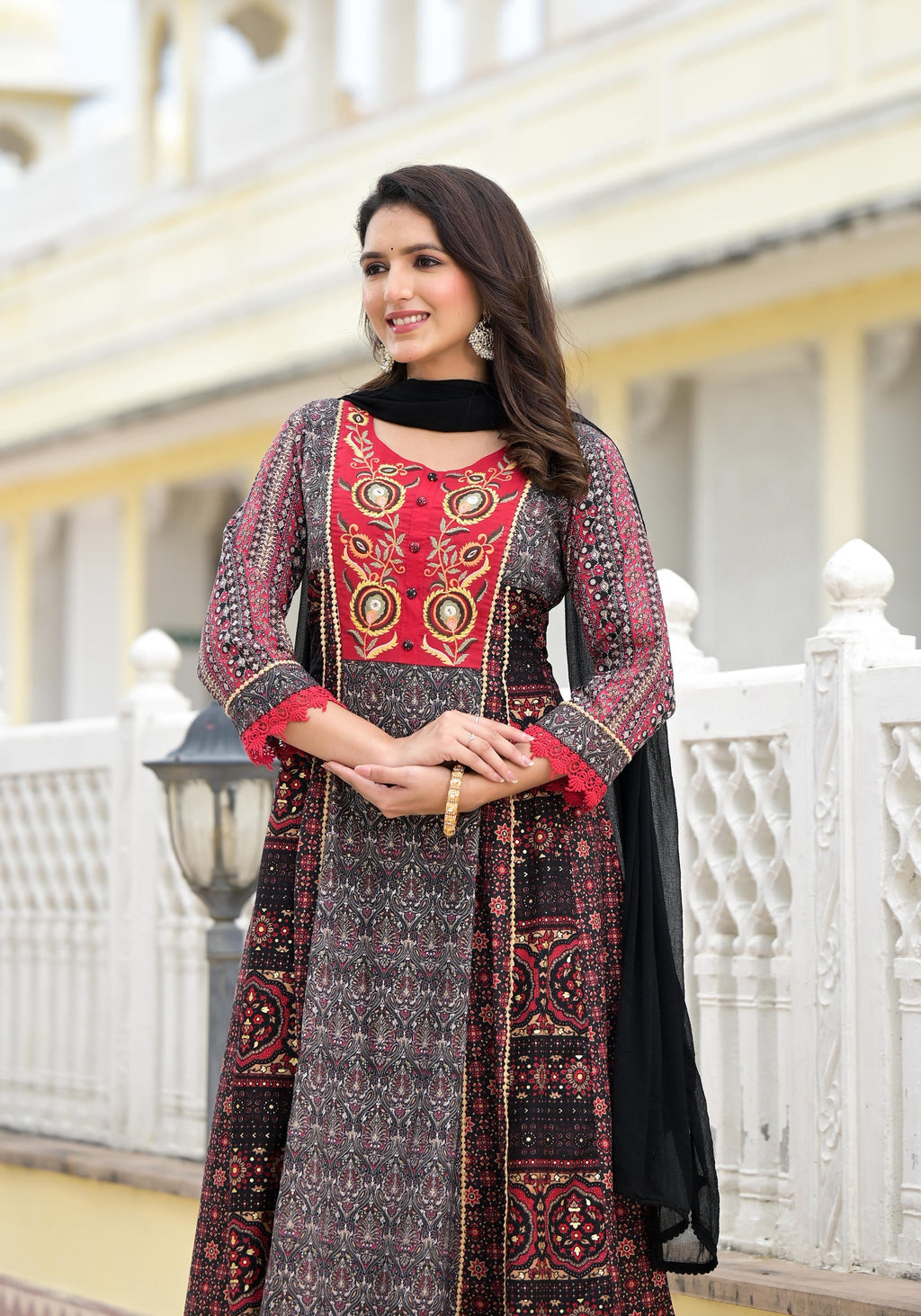 Juniper Women's Black Silk Blend Printed Kurta Set | Grocsy