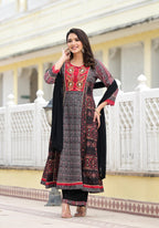 Juniper Women's Black Silk Blend Printed Kurta Set | Grocsy