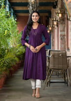 Juniper Plum Solid Liva Rayon Kurta With Mirror Work | Grocsy