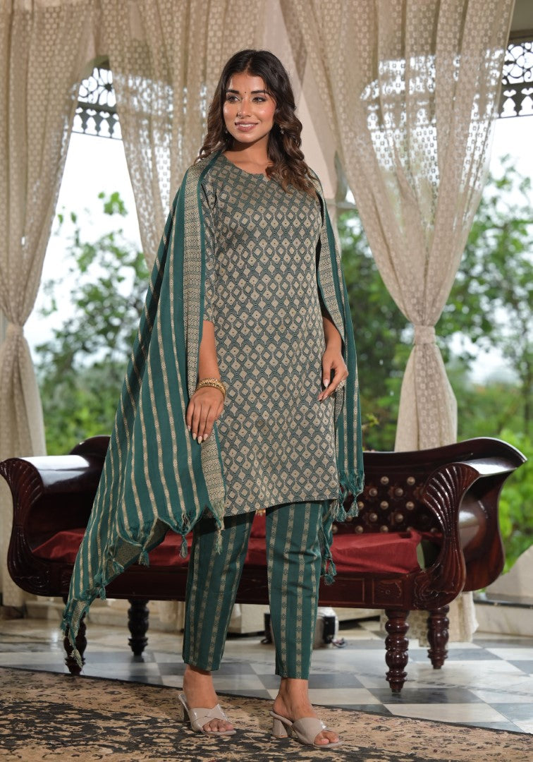 Juniper Women's Green Geometric Printed Cotton Kurta Pant Set With Tassels On Dupatta | Grocsy