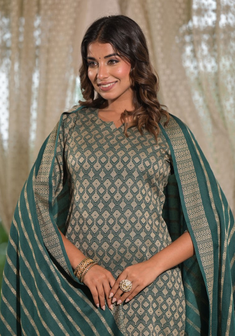 Juniper Women's Green Geometric Printed Cotton Kurta Pant Set With Tassels On Dupatta | Grocsy