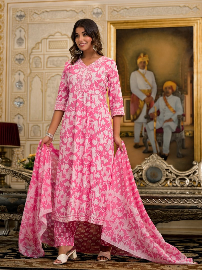 Juniper Women's Pink Floral Printed Liva Rayon Kurta Set With Thread & Mirror Work | Grocsy