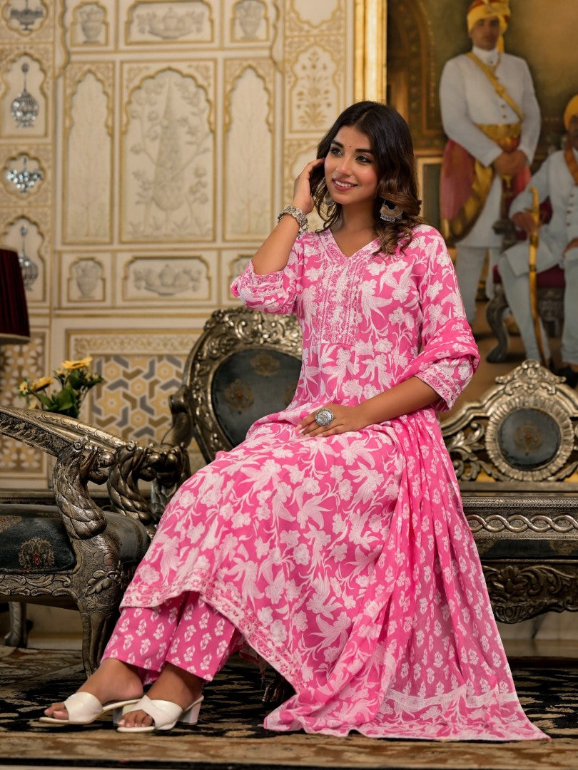 Juniper Women's Pink Floral Printed Liva Rayon Kurta Set With Thread & Mirror Work | Grocsy