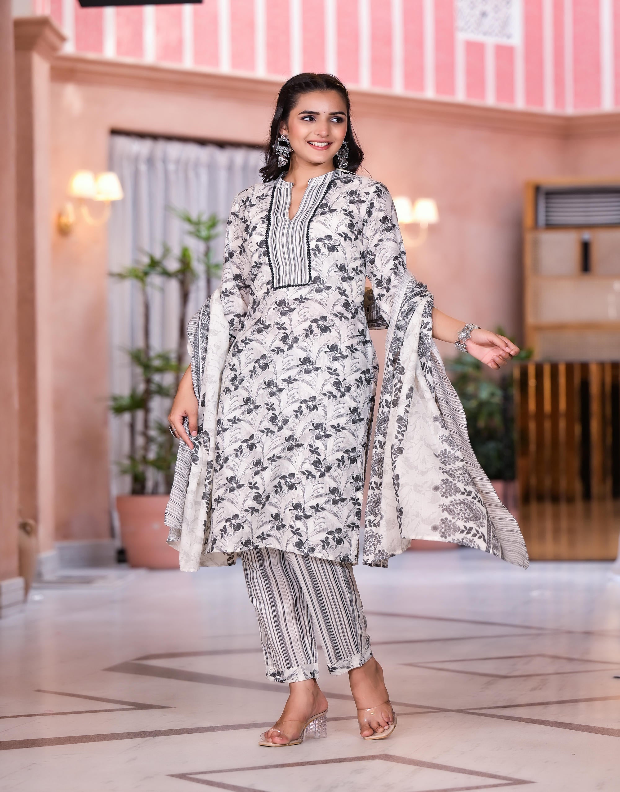 Juniper Women's Grey Floral Printed Cotton Kurta Set With Lace | Grocsy