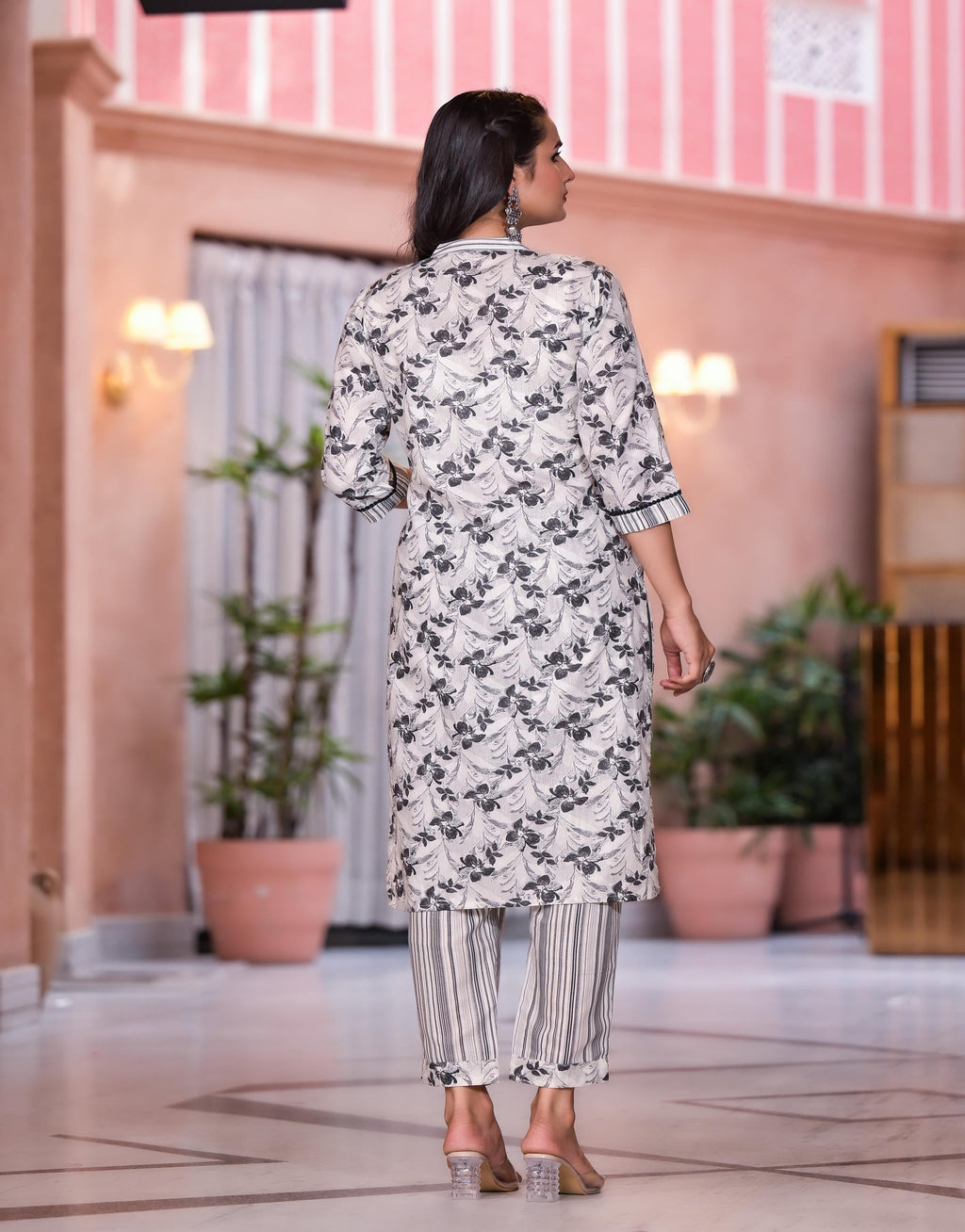 Juniper Women's Grey Floral Printed Cotton Kurta Set With Lace | Grocsy