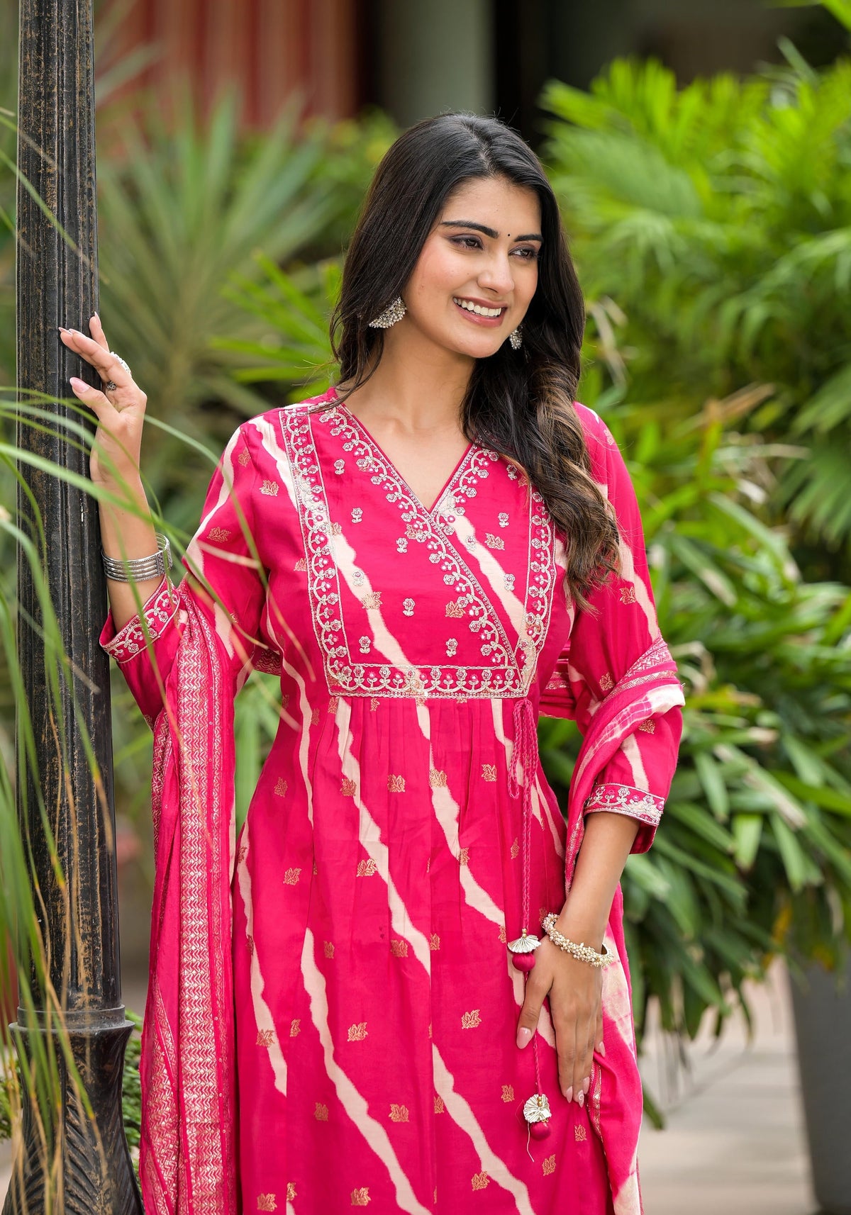 Juniper Women's Pink Lehriya Printed Musline Kurta Set With Mirror Work & Sequins | Grocsy