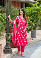 Juniper Women's Pink Lehriya Printed Musline Kurta Set With Mirror Work & Sequins | Grocsy