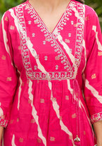 Juniper Women's Pink Lehriya Printed Musline Kurta Set With Mirror Work & Sequins | Grocsy