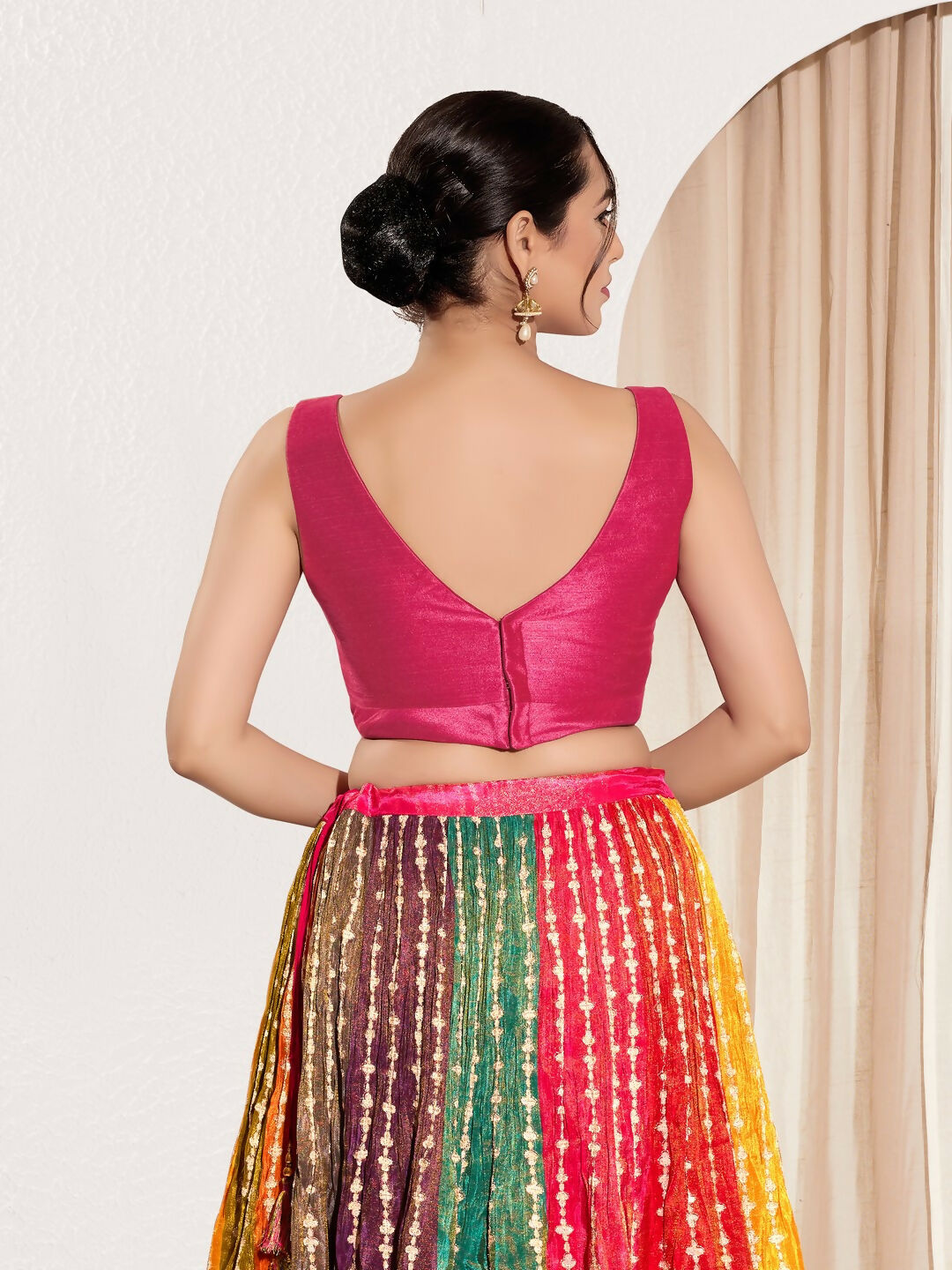 Joban Fashion Pink Mulberry Silk Padded Blouse With Round Neck Sleeveless | Grocsy