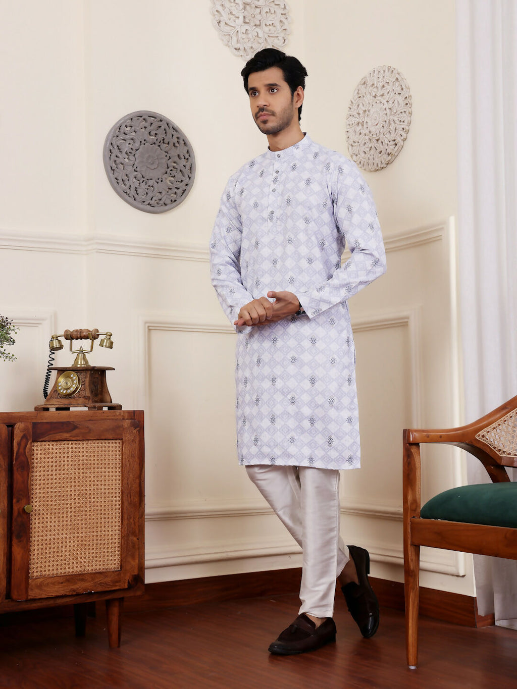 Light Purple Linen Designer Embroidery Work Men's Rajwadi Kurta Set - Mahotsav | Grocsy