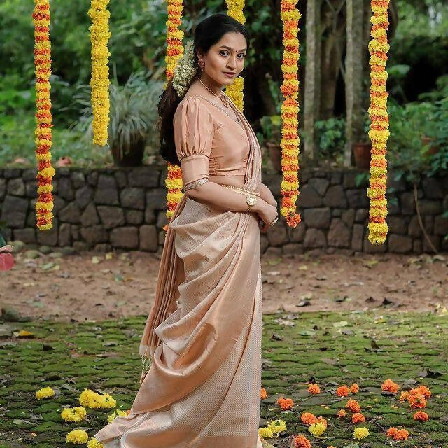 DEIANA'S Beautiful Designer Golden zari Soft Lichi Silk Saree - White | Grocsy