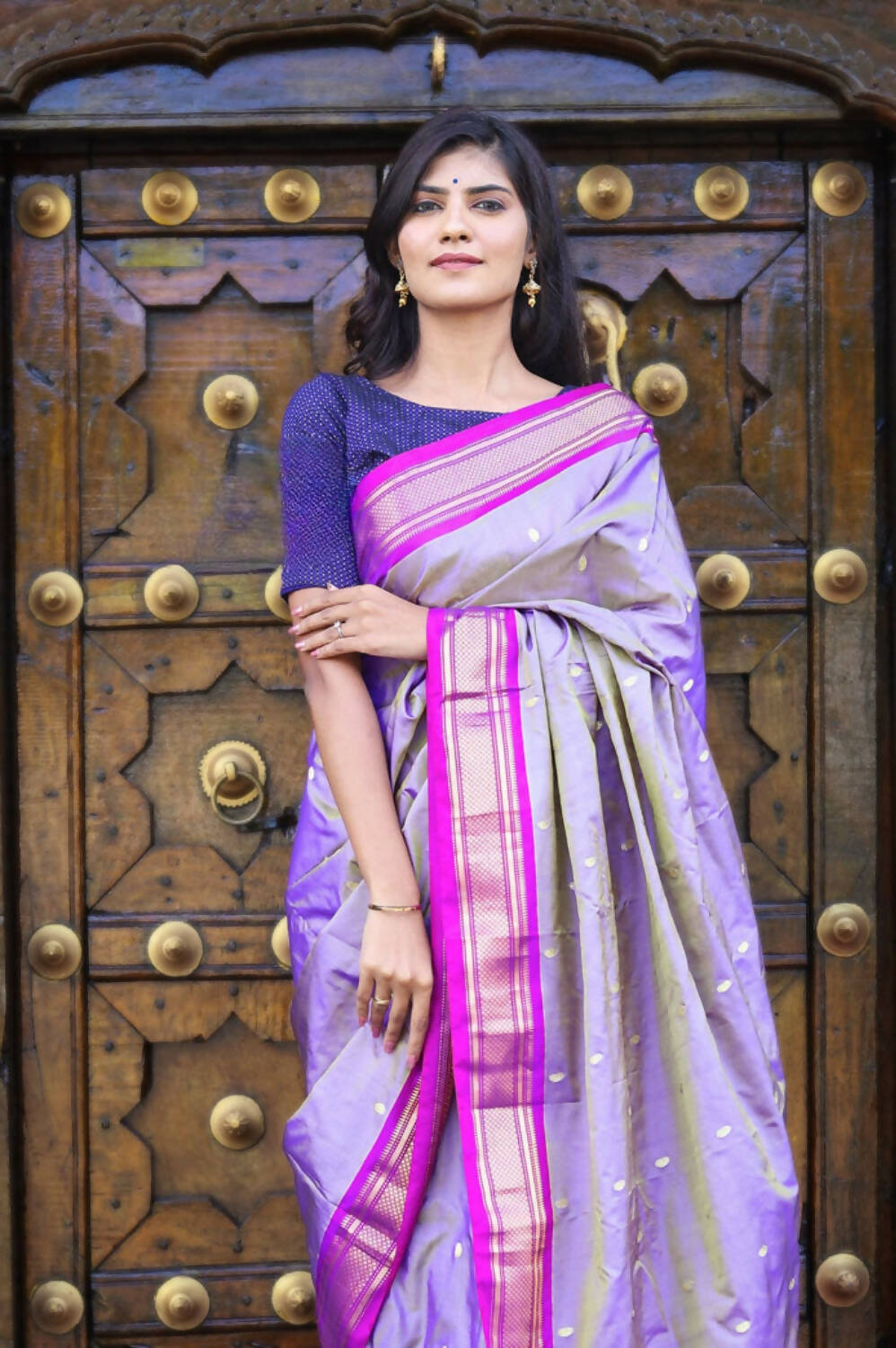 Very Much Indian Pure Silk Handloom Paithani -Dual Tone Lavender With Purplish Pink | Grocsy