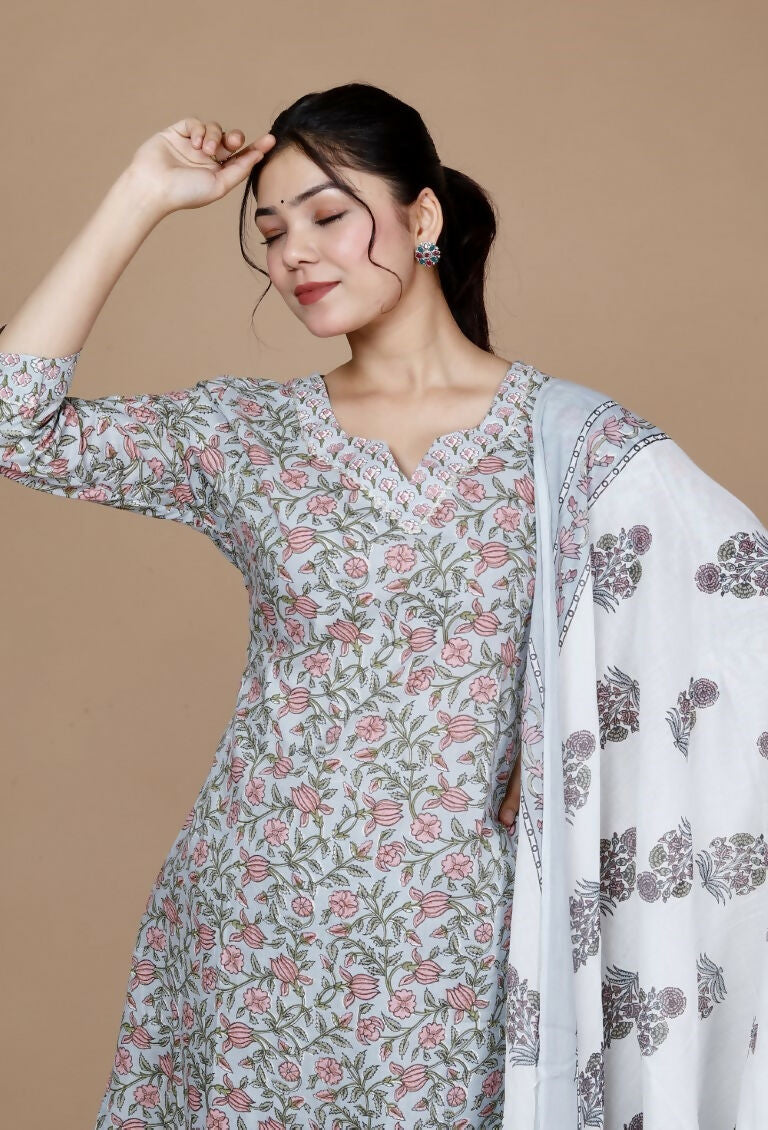 Miravan Women's Plus Size Blue Floral Printed Gota Patti Cotton Kurta With Palazzo | Grocsy